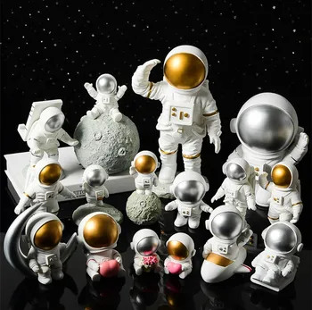 2021 Творчески смола занаят астронавт орнаменти бюро обзавеждане библиотека модерен дом декорация подарък сувенир астронавт орнаменти