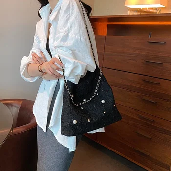 2023 Мода Дамска чанта верига Дамска чанта за рамо Тенденция Случайни дамски чанти ключалката дизайн голям капацитет жените голяма пазарска чанта